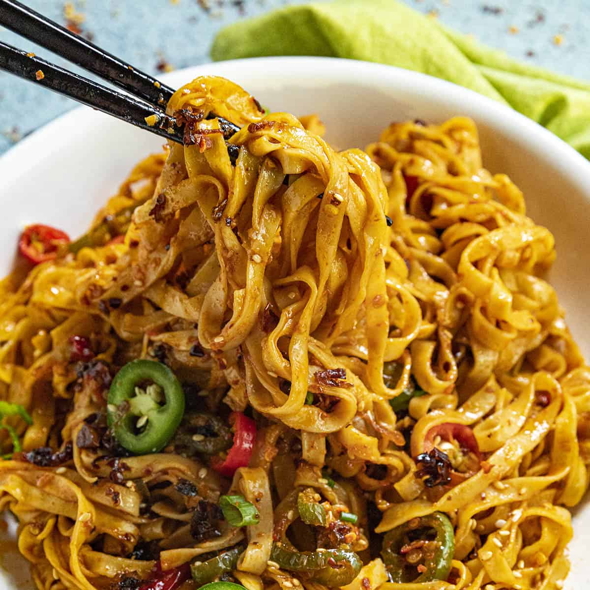 Homemade Spicy Noodles: Rival Takeout & Master Your Heat Level